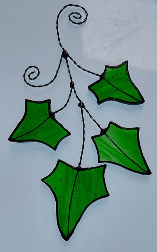 Stained glass ivy leaf - stained,